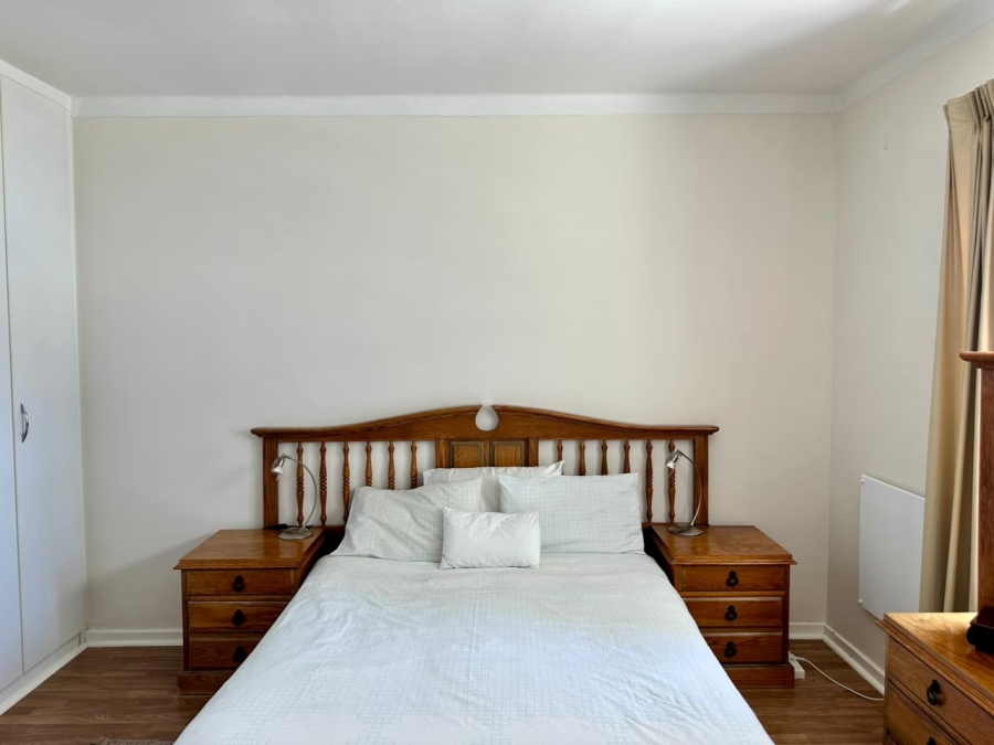 2 Bedroom Property for Sale in Sea Point Western Cape